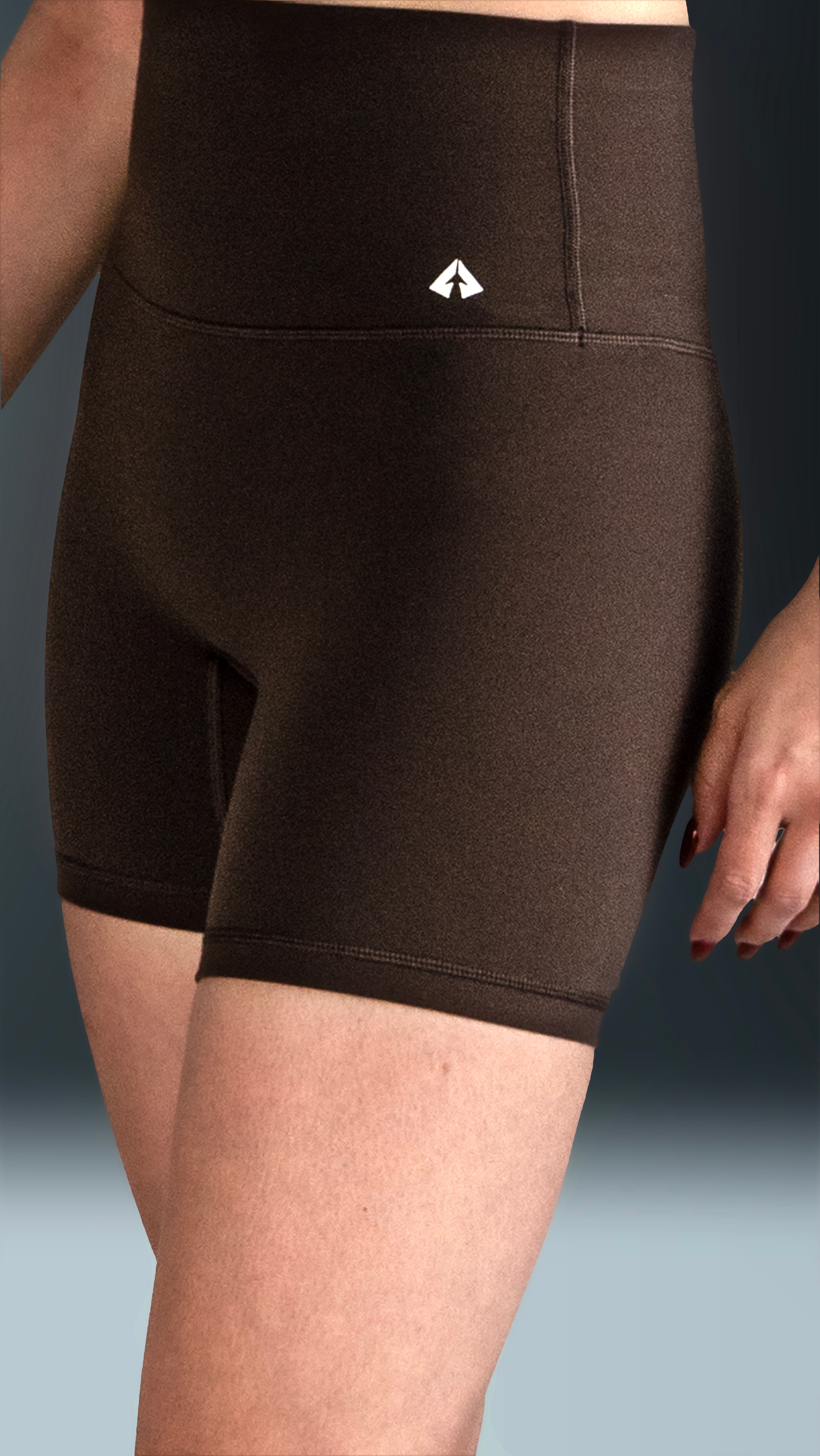 Alera Performance Short 6"